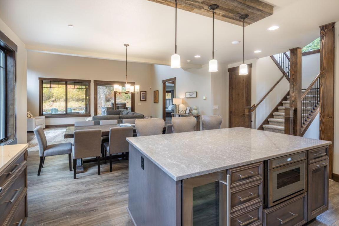 Suncadia 4 Bdrm Home Beautiful Floor To Ceiling Fireplace Cle Elum Exteriör bild